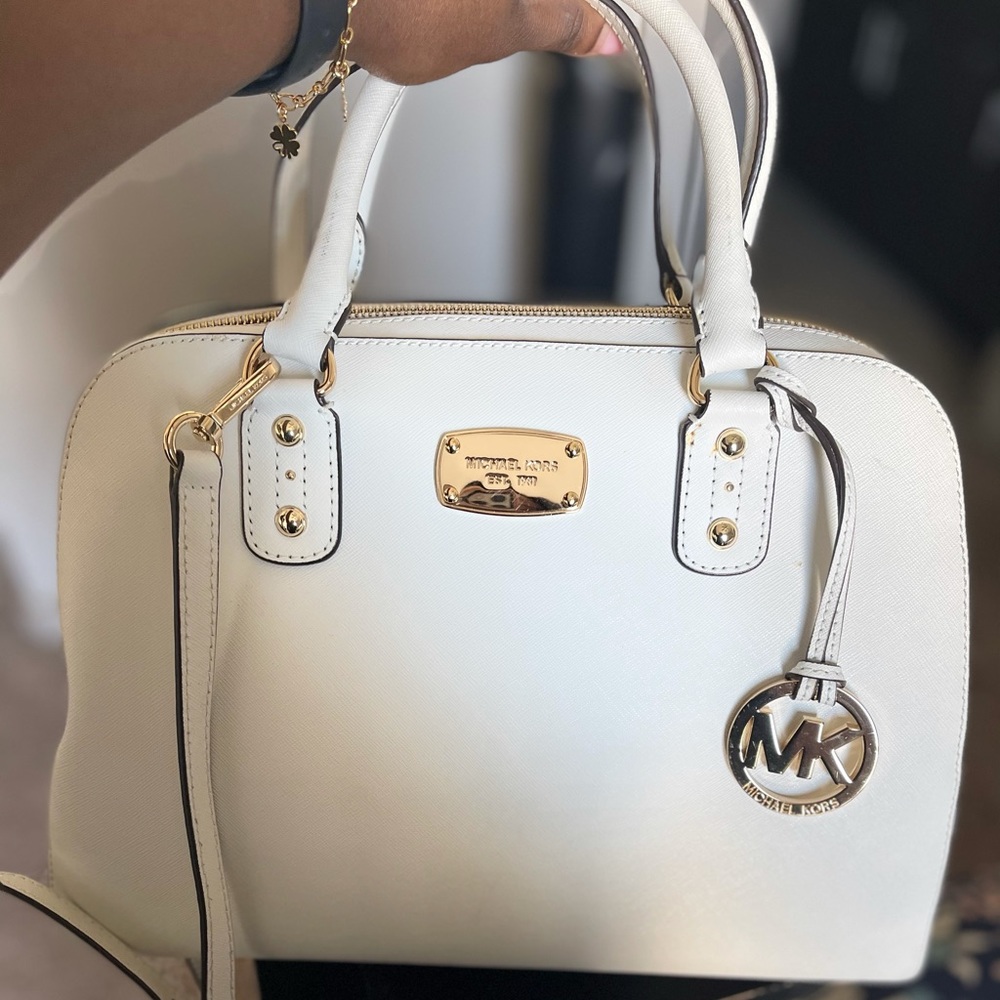 Michael Kors bag w/wallet